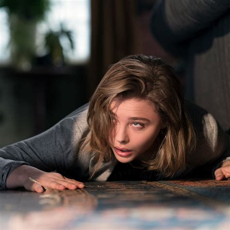 ‘Greta’ Trailer: Chloë Grace Moretz Vs. Isabelle Huppert  